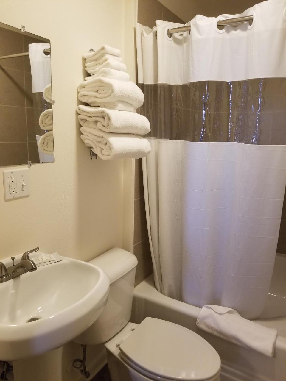 Cattlemen Motel Lovell Экстерьер фото